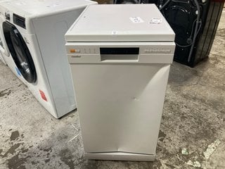 Lot 12  
            Marchington SR17 - Delivery or Collection 

                
COMFEE FREESTANDING DISHWASHER MODEL : CDWEF1034BW-UK - ORIGINAL RRP - £219: LOCA...