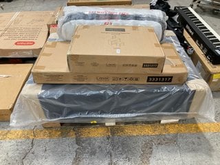 Lot 133  
            Marchington SR17 - Delivery or Collection 

                
PALLET OF ASSORTED FURNITURE ITEMS TO INCLUDE VIDA DESIGNS ARLINGTON DRESSING TAB...