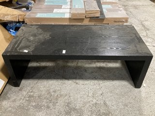 Lot 230  
            Marchington SR17 - Delivery or Collection 

                
WOODEN COFFEE TABLE IN BLACK: LOCATION - B2