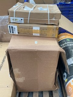 Lot 274  
            Marchington SR17 - Delivery or Collection 

                
QTY OF ASSORTED ITEMS TO INCLUDE 3D WALL PANEL IN GREY: LOCATION - B4