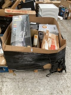 Lot 303  
            Marchington SR17 - Delivery or Collection 

                
PALLET OF ASSORTED HOUSEHOLD APPLIANCES TO INCLUDE SWAN RETRO COFFEE MACHINE IN B...