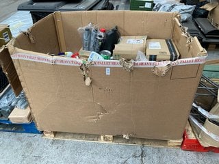 Lot 315  
            Marchington SR17 - Collection 

                
(COLLECTION ONLY) PALLET OF ASSORTED CHEMICALS TO INCLUDE MIRACLE-GRO LIQUID LAWN...