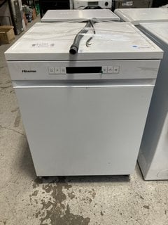 Lot 39  
            Marchington SR17 - Delivery or Collection 

                
HISENSE FREESTANDING DISHWASHER MODEL : HS622E90WUK - ORIGINAL RRP - £299: LOCATI...