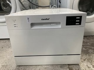 Lot 42  
            Marchington SR17 - Delivery or Collection 

                
COMFEE TABLE TOP DISHWASHER MODEL : KWH-TD602-W - ORIGINAL RRP - £209: LOCATION - A2