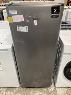 Lot 59  
            Marchington SR17 - Delivery or Collection 

                
HISENSE 165L FREESTANDING RETRO FRIDGE WITH ICE BOX MODEL : RR220D4BDE - ORIGINAL...