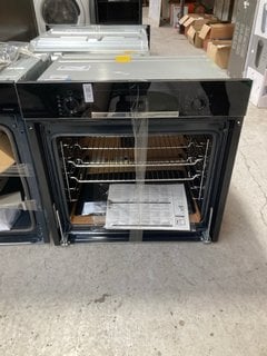 Lot 72  
            Marchington SR17 - Delivery or Collection 

                
BOSCH SERIES 4 BUILT IN SINGLE ELECTRIC OVEN MODEL : HQA53BB3B: LOCATION - A2
