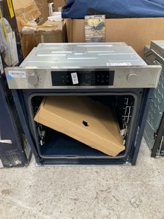 Lot 83  
            Marchington SR17 - Delivery or Collection 

                
SAMSUNG SERIES 4 BUILT IN DUAL COOK SMART OVEN MODEL : NV7B4430ZAS: LOCATION - A3