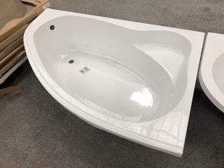 Lot 1015  
            Marchington SR18 - Delivery or Collection 

                
1500 X 1000MM RH ARC NTH OFFSET CORNER BATH WITH INTEGRAL SEAT - ORIGINAL RRP £64...