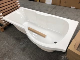 Lot 1024  
            Marchington SR18 - Delivery or Collection 

                
VITRA OPTIMA 1700 X 850MM NTH RH P-SHAPED SHOWER BATH - ORIGINAL RRP £319: LOCATI...
