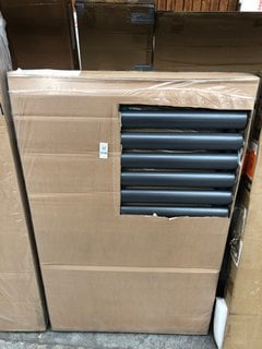 Lot 1046  
            Marchington SR18 - Delivery or Collection 

                
GUNMETAL OVAL TUBED HEATED TOWEL RADIATOR 960 X 600MM - ORIGINAL RRP £325: LOCATI...