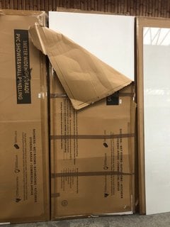 Lot 1068  
            Marchington SR18 - Collection 

                
(COLLECTION ONLY) QTY OF ASSORTED 2400 X 1000MM PVC WALL/SHOWER PANELS IN VARIOUS...