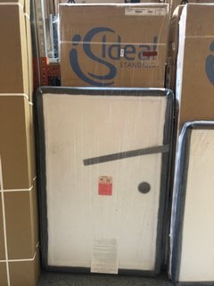 Lot 1075  
            Marchington SR18 - Collection 

                
(COLLECTION ONLY) CLEAR GLASS SILVER FRAMED SHOWER PANEL WITH A PEARLSTONE 1400 X...