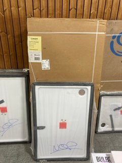 Lot 1102  
            Marchington SR18 - Collection 

                
(COLLECTION ONLY) CLEAR GLASS SILVER FRAMED 900 X 1900MM SHOWER PANEL WITH A PEAR...