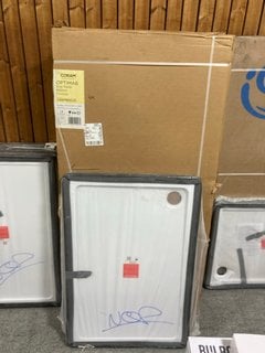 Lot 1107  
            Marchington SR18 - Collection 

                
(COLLECTION ONLY) CLEAR GLASS SILVER FRAMED 900 X 1900MM SHOWER PANEL WITH A PEAR...