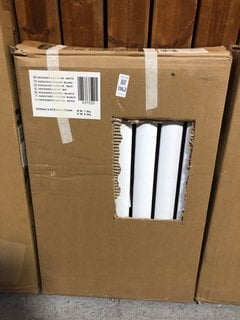 Lot 1162  
            Marchington SR18 - Delivery or Collection 

                
WHITE HORIZONTAL SINGLE OVAL TUBED RADIATOR 413 X 635MM - ORIGINAL RRP £109: LOCA...