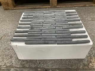 Lot 11  
            Marchington SR18 - Collection 

                
(COLLECTION ONLY) 1 BOX = 11 SHEETS OF PENCIL ANTHRACITE 305MM2 STONE MOSAIC TILE...