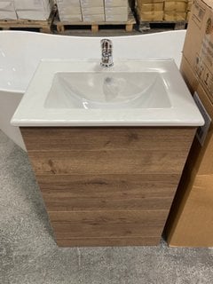 Lot 139  
            Marchington SR18 - Delivery or Collection 

                
SANEUX FLOOR STANDING 3 DRAWER SINK UNIT IN ENGLISH OAK WITH A 510 X 400MM 1TH CE...