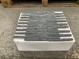 Lot 22  
            Marchington SR18 - Collection 

                
(COLLECTION ONLY) 1 BOX = 11 SHEETS OF PENCIL ANTHRACITE 305MM2 STONE MOSAIC TILE...