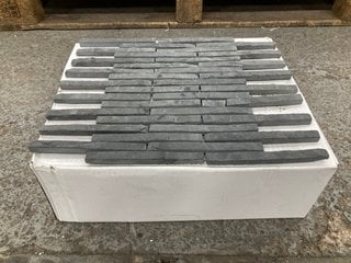 Lot 23  
            Marchington SR18 - Collection 

                
(COLLECTION ONLY) 1 BOX = 11 SHEETS OF PENCIL ANTHRACITE 305MM2 STONE MOSAIC TILE...