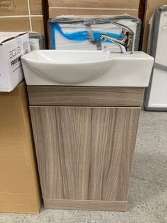 Lot 251  
            Marchington SR18 - Collection 

                
(COLLECTION ONLY) FLOOR STANDING 1 DOOR CLOSET SINK UNIT IN DRIFTWOOD WITH A 460 ...