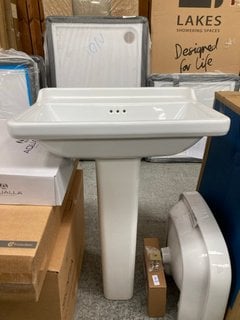 Lot 284  
            Marchington SR18 - Collection 

                
(COLLECTION ONLY) 600MM NTH CERAMIC BASIN WITH FULL PEDESTAL - ORIGINAL RRP £280:...