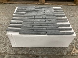 Lot 30  
            Marchington SR18 - Collection 

                
(COLLECTION ONLY) 1 BOX = 11 SHEETS OF PENCIL ANTHRACITE 305MM2 STONE MOSAIC TILE...
