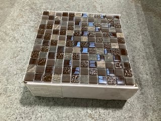 Lot 319  
            Marchington SR18 - Collection 

                
(COLLECTION ONLY) 1 BOX = 11 SHEETS 1M2 RANDOM BROWN GLASS & STONE MOSAIC TILE SH...