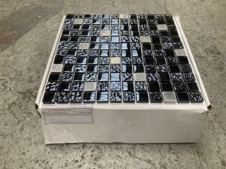 Lot 329  
            Marchington SR18 - Collection 

                
(COLLECTION ONLY) 1 BOX = 11 SHEETS 1M2 BLACK & CHROME MOSAIC TILE SHEETS - ORIGI...