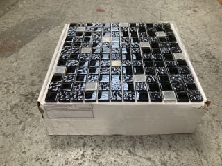 Lot 343  
            Marchington SR18 - Collection 

                
(COLLECTION ONLY) 1 BOX = 11 SHEETS 1M2 BLACK & CHROME MOSAIC TILE SHEETS - ORIGI...