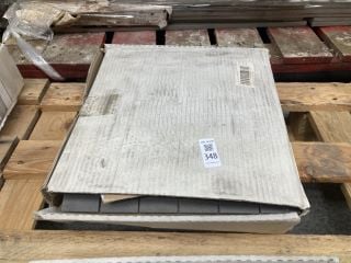 Lot 348  
            Marchington SR18 - Collection 

                
(COLLECTION ONLY) 1 BOX OF 9 SHEETS 300MM2 GREY STONE MOSAIC TILE SHEETS - ORIGIN...