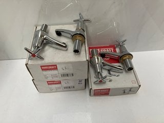 Lot 413  
            Marchington SR18 - Delivery or Collection 

                
QTY OF BASIN PILLAR TAPS IN CHROME - ORIGINAL RRP £180: LOCATION - RACKING 1