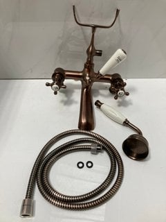 Lot 508  
            Marchington SR18 - Delivery or Collection 

                
TRADITIONAL BSM IN OIL RUBBED BRONZE WITH SHOWER HANDSET & HOSE - ORIGINAL RRP £3...