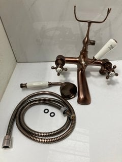 Lot 511  
            Marchington SR18 - Delivery or Collection 

                
TRADITIONAL BSM IN OIL RUBBED BRONZE WITH SHOWER HANDSET & HOSE - ORIGINAL RRP £3...