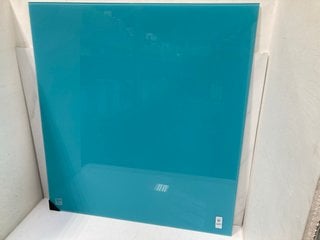 Lot 643  
            Marchington SR18 - Collection 

                
(COLLECTION ONLY) QTY OF 760 X 705MM BLUE TOUGHENED GLASS SPLASH BACKS - ORIGINAL...