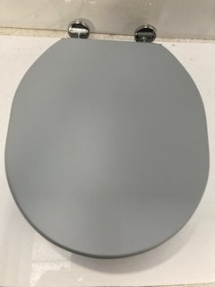 Lot 657  
            Marchington SR18 - Delivery or Collection 

                
SANEUX SOFIA DOVE GREY SOFT CLOSED WOODEN W/C SEAT - ORIGINAL RRP £182: LOCATION ...