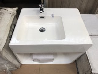 Lot 782  
            Marchington SR18 - Collection 

                
(COLLECTION ONLY) WALL MOUNTED 1TH LH POLYRESIN BASIN WITH VANITY TOP WITH INTEGR...