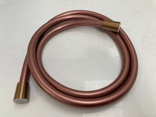 Lot 800  
            Marchington SR18 - Delivery or Collection 

                
QTY OF 1600MM BRUSHED BRONZE SHOWER HOSES - ORIGINAL RRP £1200: LOCATION - RACKING 2