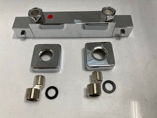 Lot 810  
            Marchington SR18 - Delivery or Collection 

                
SQUARE STYLED THERMOSTATIC BAR SHOWER VALVE IN CHROME - ORIGINAL RRP £219: LOCATI...