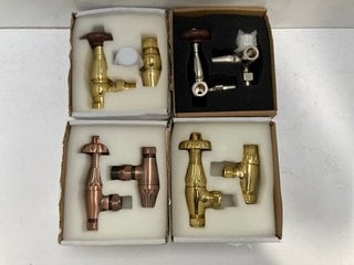 Lot 820  
            Marchington SR18 - Delivery or Collection 

                
QTY OF ASSORTED TRADITIONAL 15MM TRV VALVES WITH LOCK SHIELDS - ORIGINAL RRP £855...