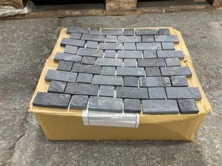 Lot 83  
            Marchington SR18 - Collection 

                
(COLLECTION ONLY) 1 BOX = 11 SHEETS OF BRICK ANTHRACITE 305MM2 STONE MOSAIC TILES...