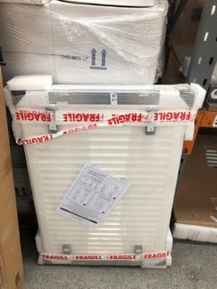 Lot 872  
            Marchington SR18 - Delivery or Collection 

                
MILANO DOUBLE COMPACT RADIATOR 900 X 600MM - ORIGINAL RRP £205: LOCATION - RACKING 3