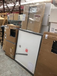 Lot 874  
            Marchington SR18 - Collection 

                
(COLLECTION ONLY) CLEAR GLASS SILVER FRAMED 700 X 1850MM SHOWER PANEL WITH A PEAR...