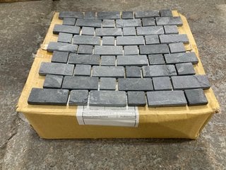 Lot 87  
            Marchington SR18 - Collection 

                
(COLLECTION ONLY) 1 BOX = 11 SHEETS OF BRICK ANTHRACITE 305MM2 STONE MOSAIC TILES...