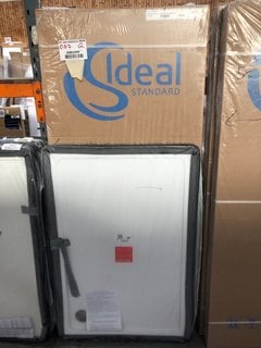 Lot 893  
            Marchington SR18 - Collection 

                
(COLLECTION ONLY) CLEAR GLASS SILVER FRAMED 1200 X 1850MM PIVOT SHOWER DOOR WITH ...