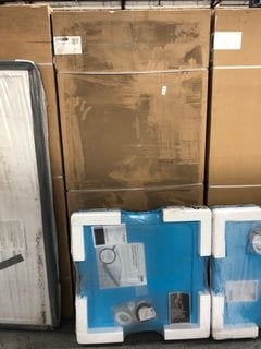 Lot 898  
            Marchington SR18 - Collection 

                
(COLLECTION ONLY) CLEAR GLASS SILVER FRAMED 800 X 1950MM CORNER ENTRY SHOWER ENCL...