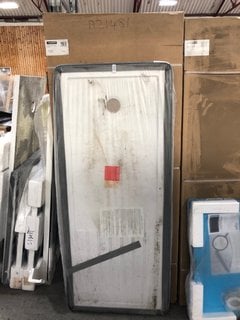 Lot 899  
            Marchington SR18 - Collection 

                
(COLLECTION ONLY) CLEAR GLASS SILVER FRAMED 800 X 1950MM SHOWER PANEL WITH A PEAR...