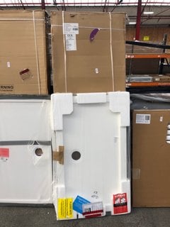 Lot 938  
            Marchington SR18 - Collection 

                
(COLLECTION ONLY) CLEAR GLASS BLACK FRAMED 700 X 1950MM HINGED SHOWER DOOR WITH A...