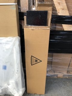 Lot 952  
            Marchington SR18 - Collection 

                
(COLLECTION ONLY) ROPER RHODES 1280 X 230 X 25MM SLIM DEPTH SOLID SURFACE WORKTOP...