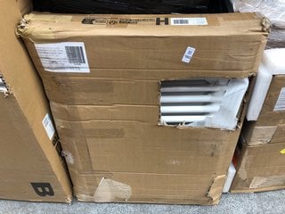 Lot 980  
            Marchington SR18 - Delivery or Collection 

                
TRADITIONAL HORIZONTAL 2 COLUMN CAST IRON STYLE RADIATOR IN WHITE 785 X 600MM - O...