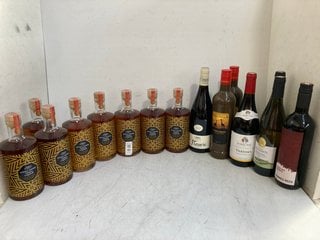 Lot 43  
            Marchington SR17 - Collection 

                
(COLLECTION ONLY) 15 X ASSORTED ALCOHOLIC BEVERAGES TO INCLUDE SAHULA MARULA CARA...
